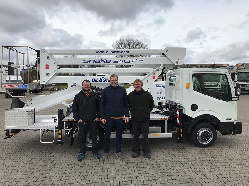 Snake 2413 Plus auf Nissan für Kojelles